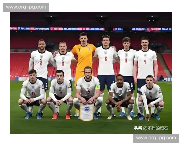 足坛史诗：当天空蓝遇上三狮军团，世界杯的恩怨情仇